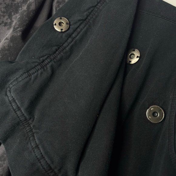 Lululemon wrap sweater cardigan reversible 2 way blanket style long black grey - Picture 8 of 8